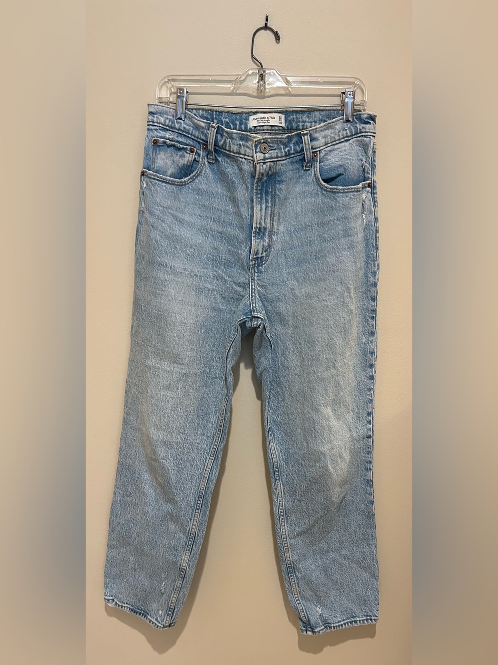 Abercrombie & Fitch Women’s 90s Straight Ultra High Rise Light Blue Size 31